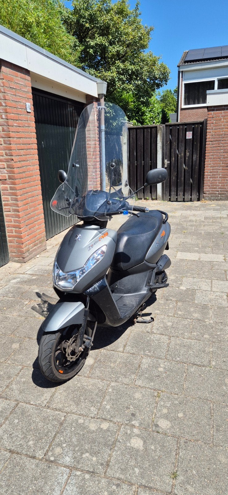 Peugeot Kisbee RS 4-takt snorscooter, Fietsen en Brommers, Scooters | Peugeot, Ophalen, Gebruikt, 49 cc, Benzine