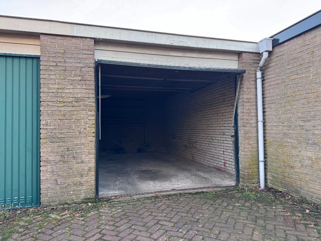 Garagebox te huur – Klein Laren 15G-06, Laren, Huizen en Kamers, Garages en Parkeerplaatsen, Noord-Holland