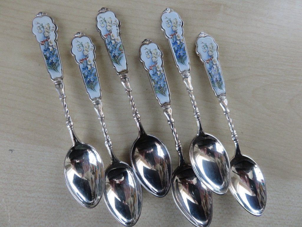 6 prachtige bloemen lepeltjes. lelietjes van dalen., Antiek en Kunst, Verzenden