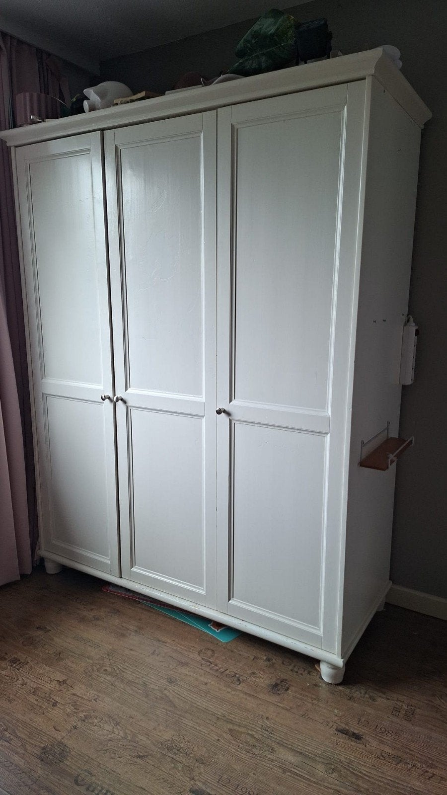 Gratis Linnenkast!!, Ophalen, Met deur(en), Gebruikt, 100 tot 150 cm