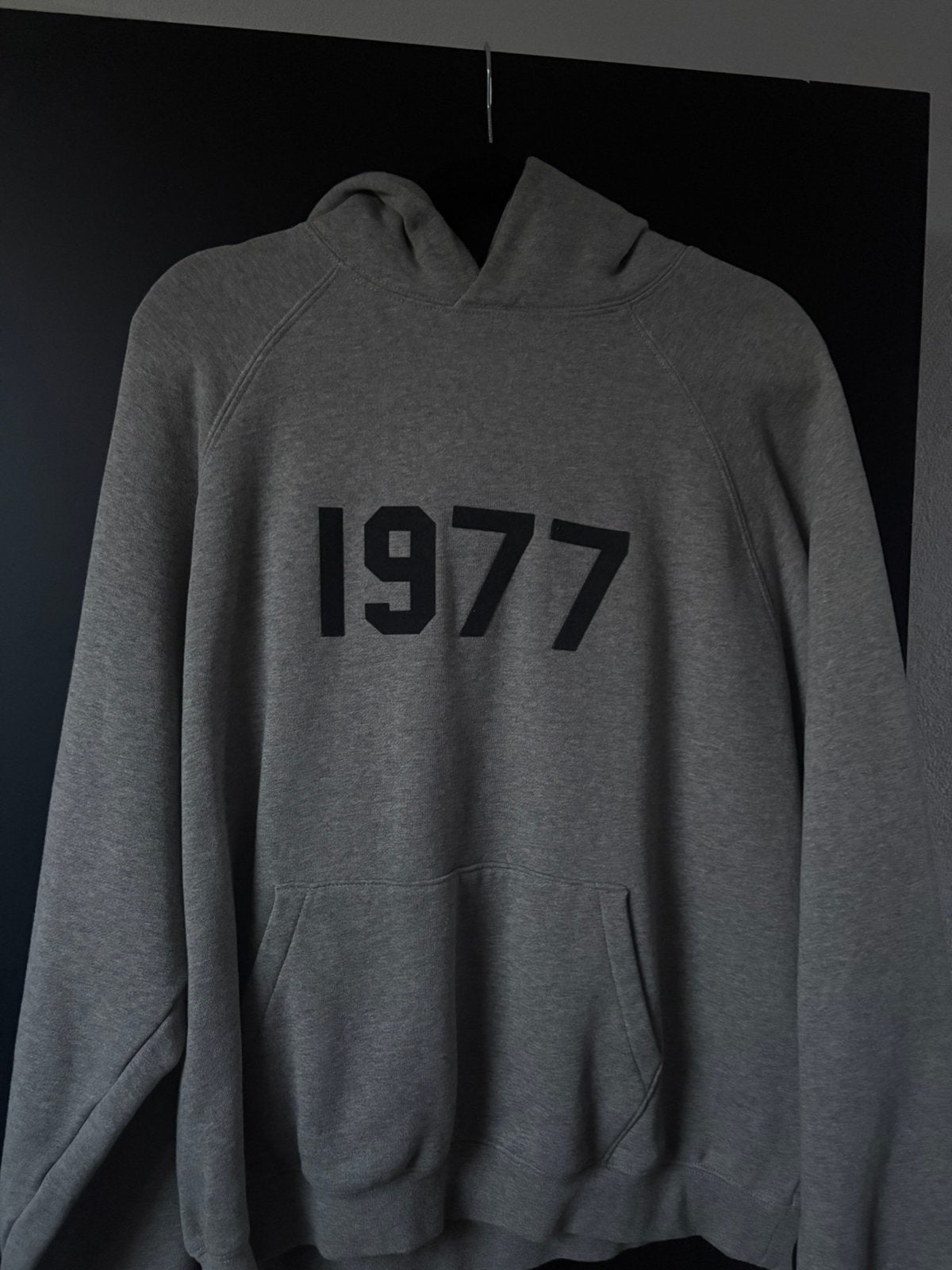 Essentials Fear of God 1977 hoodie, Ophalen of Verzenden, Zo goed als nieuw, Maat 48/50 (M), Grijs