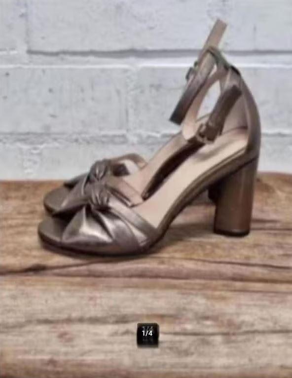 WHAT FOR - Mooie Leren sandalen met hak maat 38 - Als nieuw, Pumps, Ophalen of Verzenden, Zo goed als nieuw, X