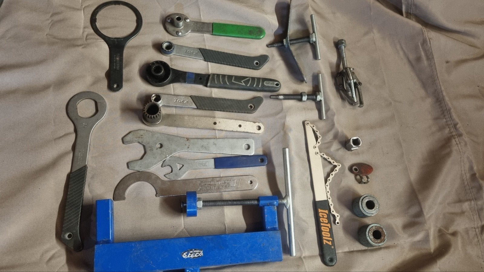 Grote set fietsgereedschap voor diverse reparaties, Ophalen of Verzenden, Gebruikt, Gereedschapsset