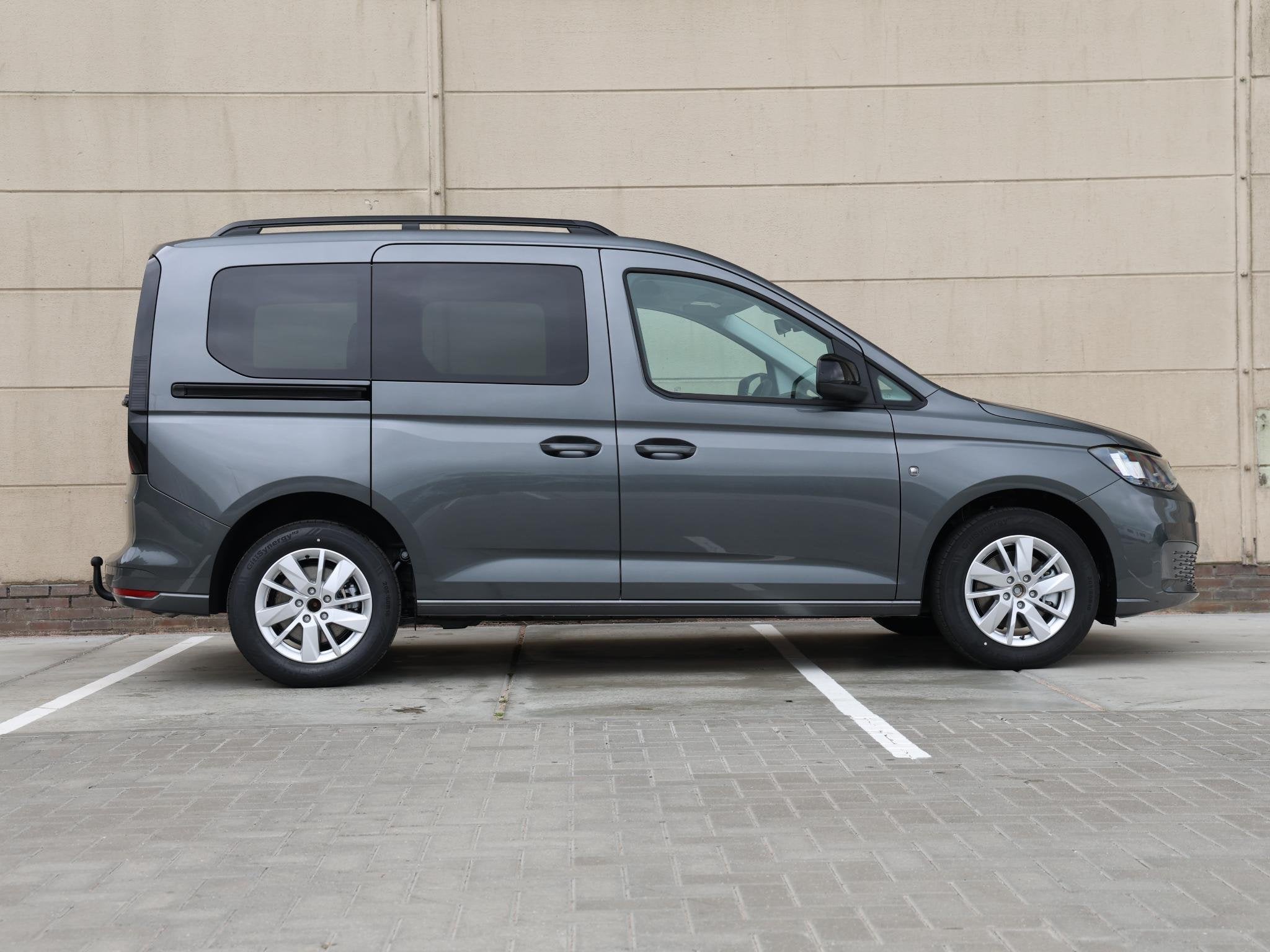 Volkswagen Life 1.5 eHybrid 150PK DSG Automaat | Trekhaak |, 1498 cc, 150 pk, 150 min, 26 kWh