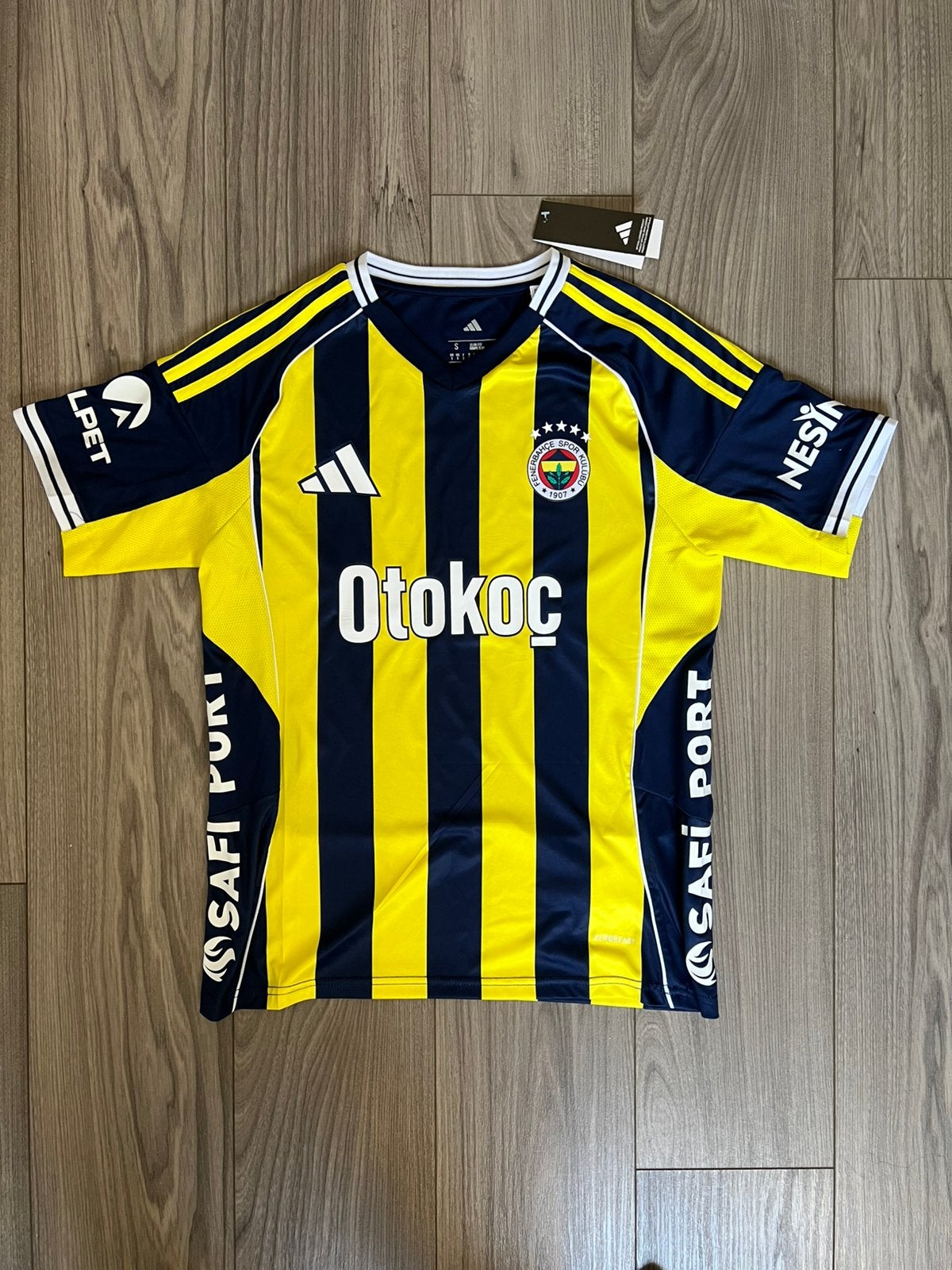 Fenerbahce Thuisshirt 2025/2026 UITVERKOOP!, Maat S, Ophalen of Verzenden, Nieuw, Shirt