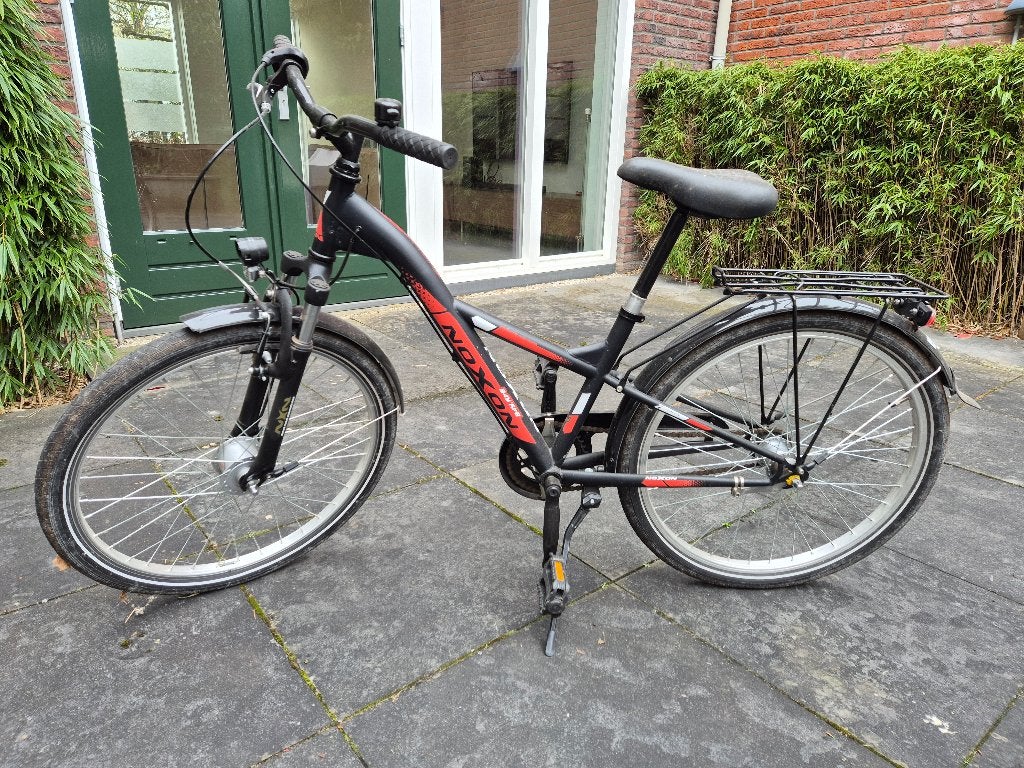 Stoere Noxon 24 inch fiets – Mat Zwart met Rood - met vering, Gebruikt, Velgrem, Versnellingen, Minder dan 47 cm
