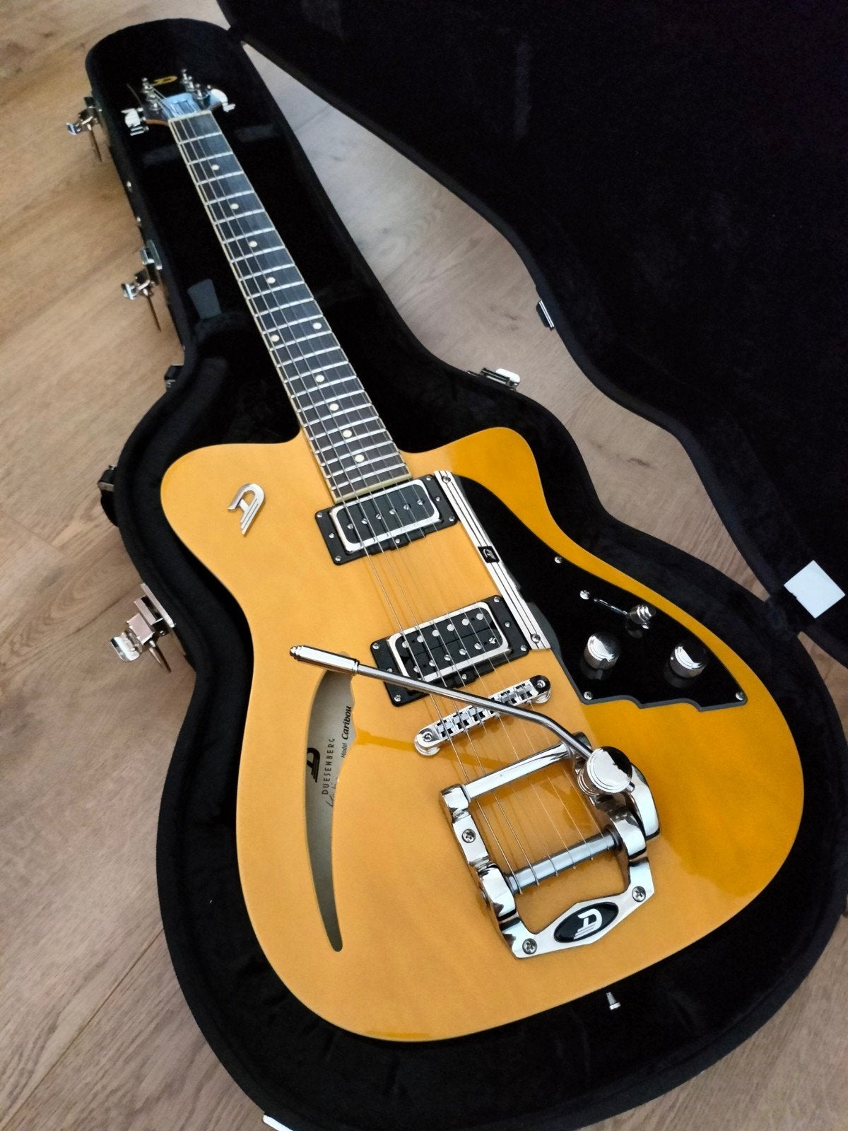 Ruil of koop. Duesenberg Caribou Butterscotch, Ophalen of Verzenden, Zo goed als nieuw, Solid body, Overige merken