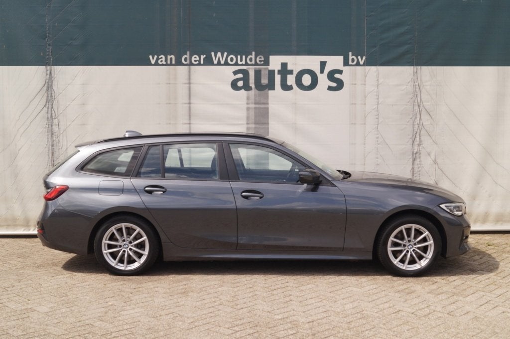 BMW 3 Serie Touring 320e PHEV Business Edition Plus -LEER-EC, Auto's, BMW, Automaat, 1998 cc, Gebruikt, Euro 6