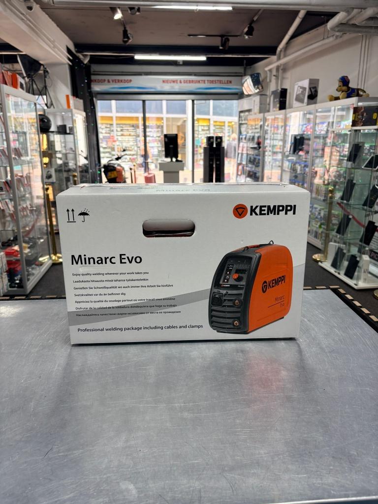 KEMPPI Minarc Evo 180 met kabels Elektrode lasapparaat NIEUW, ., Elektroden, Nieuw, Ophalen of Verzenden