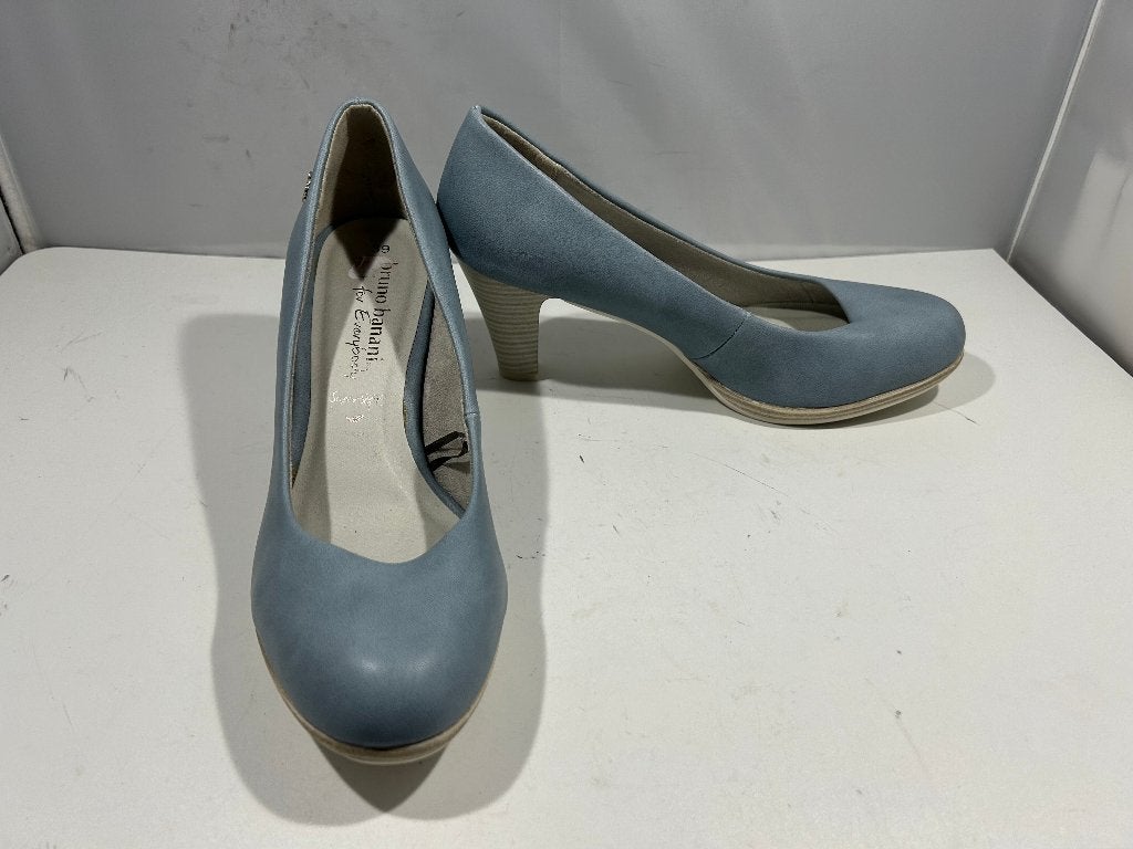 Bruno Banani, maat 39. Klassieke lichtblauw pumps  ., Bruno Banani, Zo goed als nieuw, Schoenen met hoge hakken, Verzenden