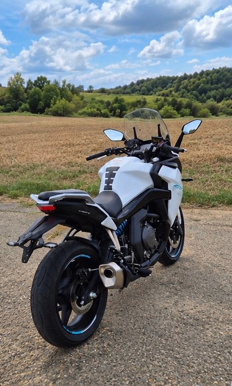 CFMoto 650 GT ABS super dikke kleur combi !, 2 cilinders, Motorrijbewijs A, Meer dan 35 kW, Toermotor