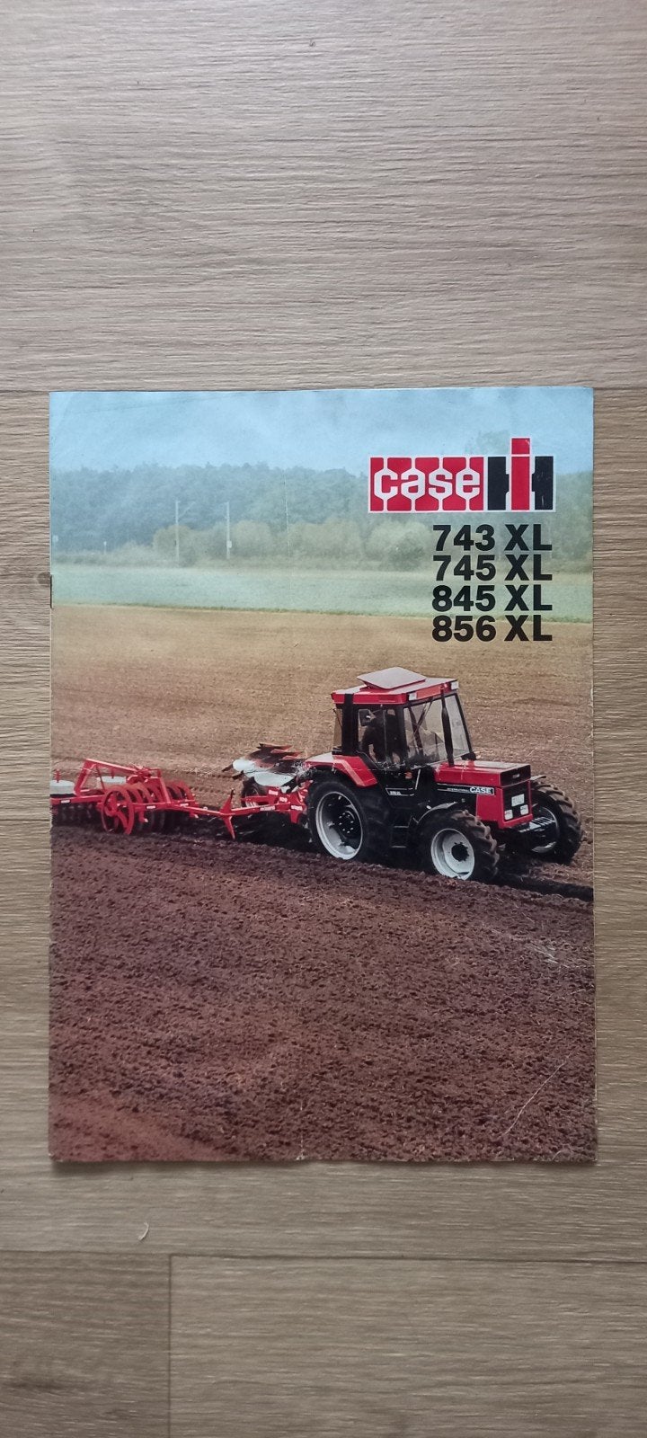 IH 5 : CASE IH  743 . 745 ., Boeken, Catalogussen en Folders, Ophalen of Verzenden