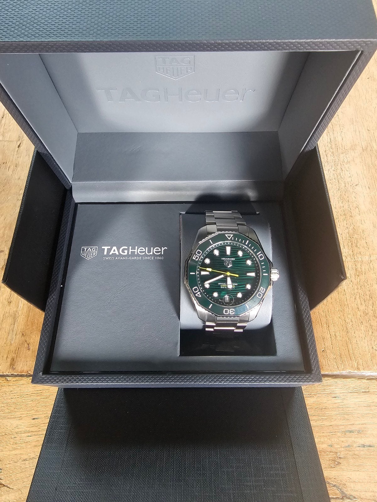 TAG Heuer Aquaracer 300M Groen - Zo goed als nieuw, Sieraden, Tassen en Uiterlijk, Horloges | Heren, Staal, Staal, Polshorloge