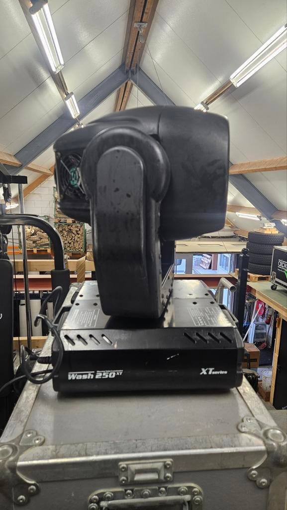 Robe Wash 250 XT Moving Head - XT Series, Ophalen, Gebruikt