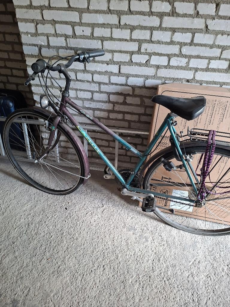 meisjes/dames fiets Gazelle, Fietsen en Brommers, Fietsen | Dames | Damesfietsen, Ophalen, Gebruikt, Gazelle
