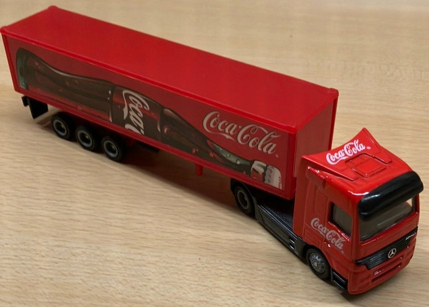 Mercedes-Benz Actros Coca-Cola truck met oplegger (H0), Ophalen of Verzenden, Nieuw, Bus of Vrachtwagen, Overige merken