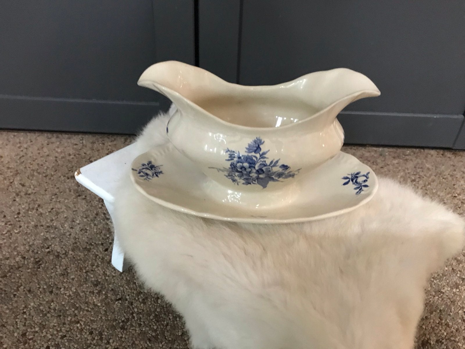 Antieke Boch Frères La Louvière Sauskom met Schotel, Antiek en Kunst, Antiek | Servies los, Ophalen of Verzenden