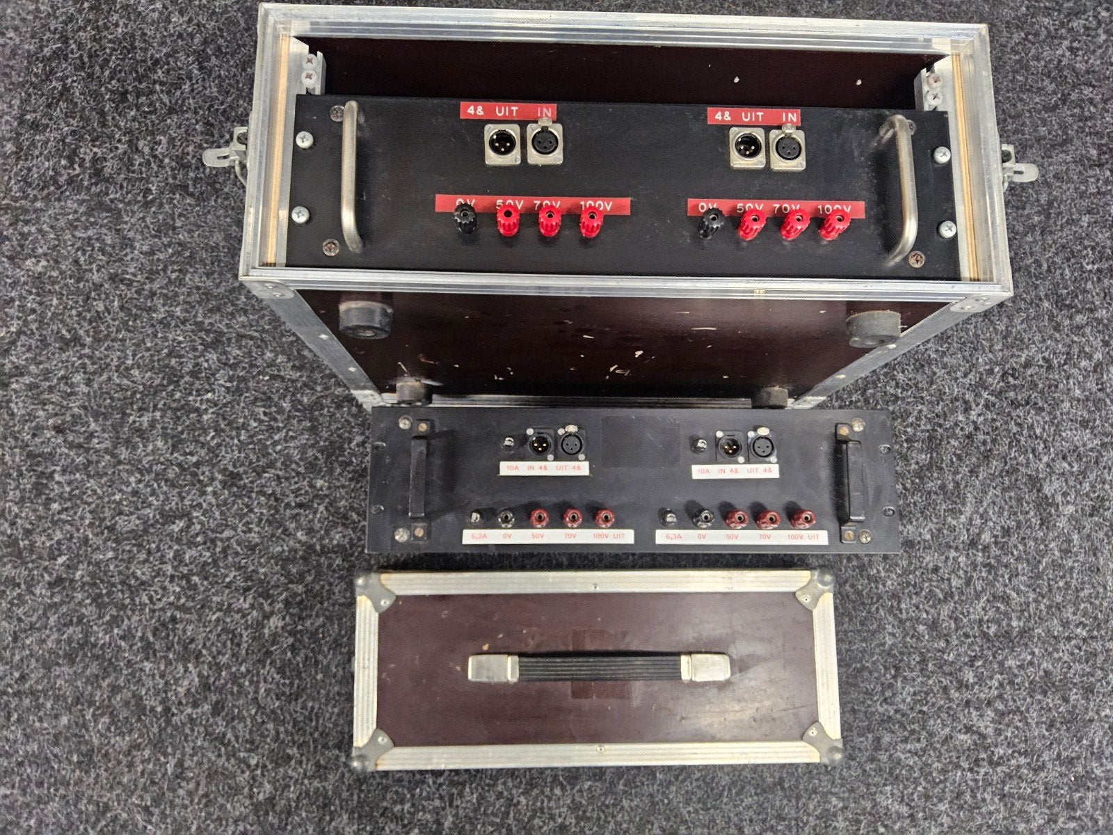 Amplimo 100V / 450W lijntrafo's in 19 inch behuizing., Ophalen, Gebruikt, Audio
