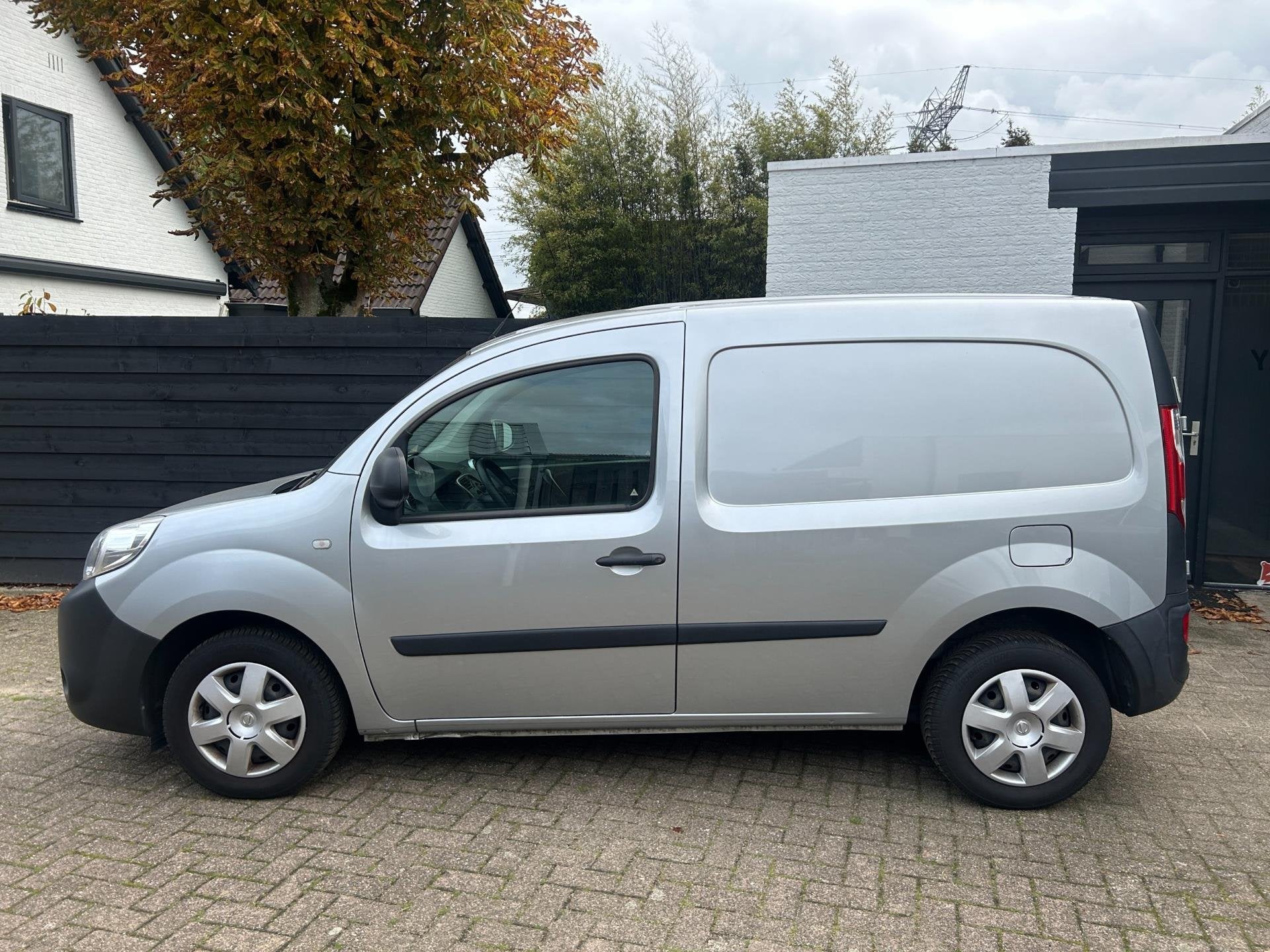 Nissan NV250 1.5 dCi 95 L1H1 Acenta, MARGE, Navi, Camera EUR, Voorwielaandrijving, Dealer onderhouden, Stof, Gebruikt