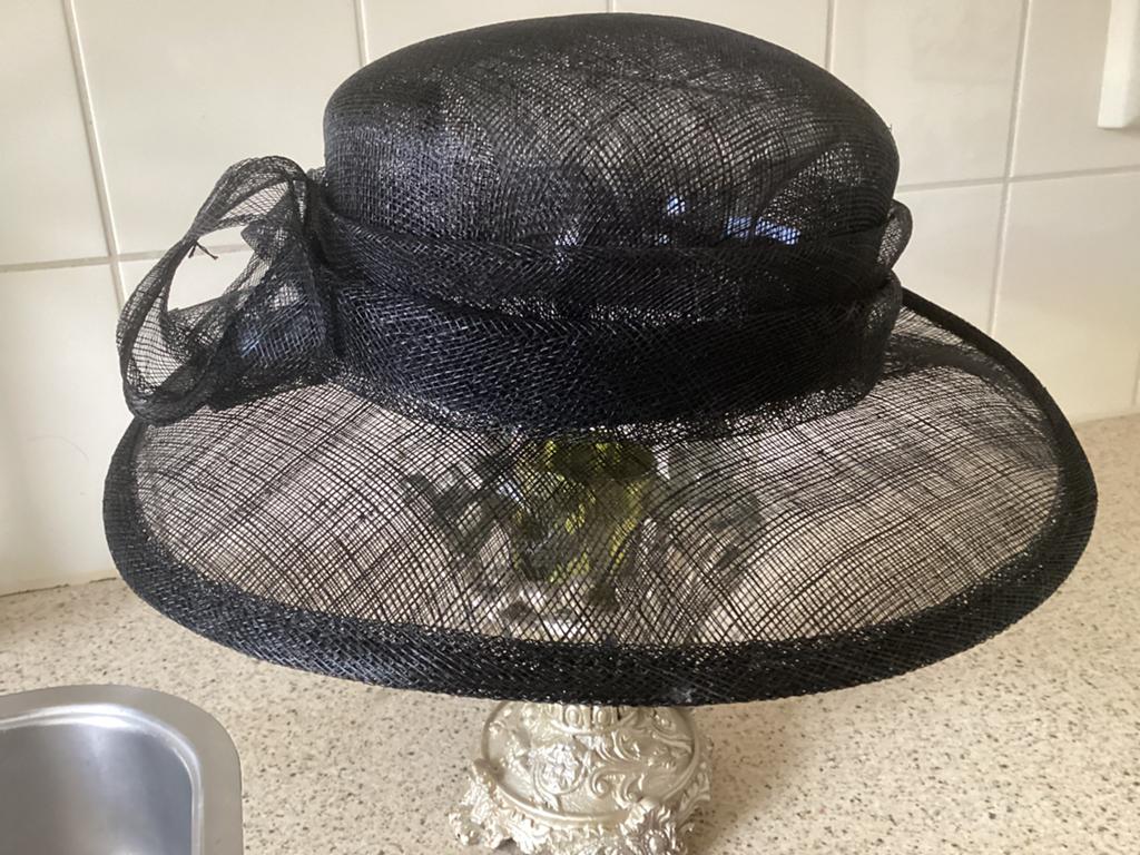 Prachtig. Dames hoed Seeberger maat 57 cm foto 1 en 2, Kleding | Dames, Hoeden en Petten, Ophalen of Verzenden, Zo goed als nieuw