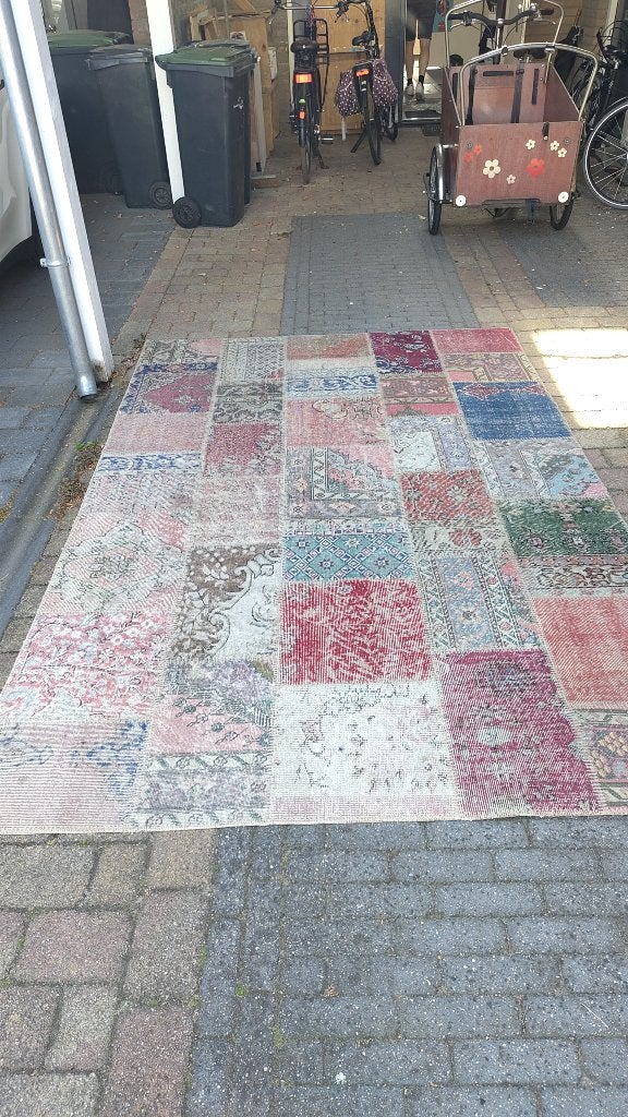 Vintage Patchwork Tapijt — Uniek Handgeknoopt | 270x180 cm, Ophalen, Gebruikt, Geel, 150 tot 200 cm