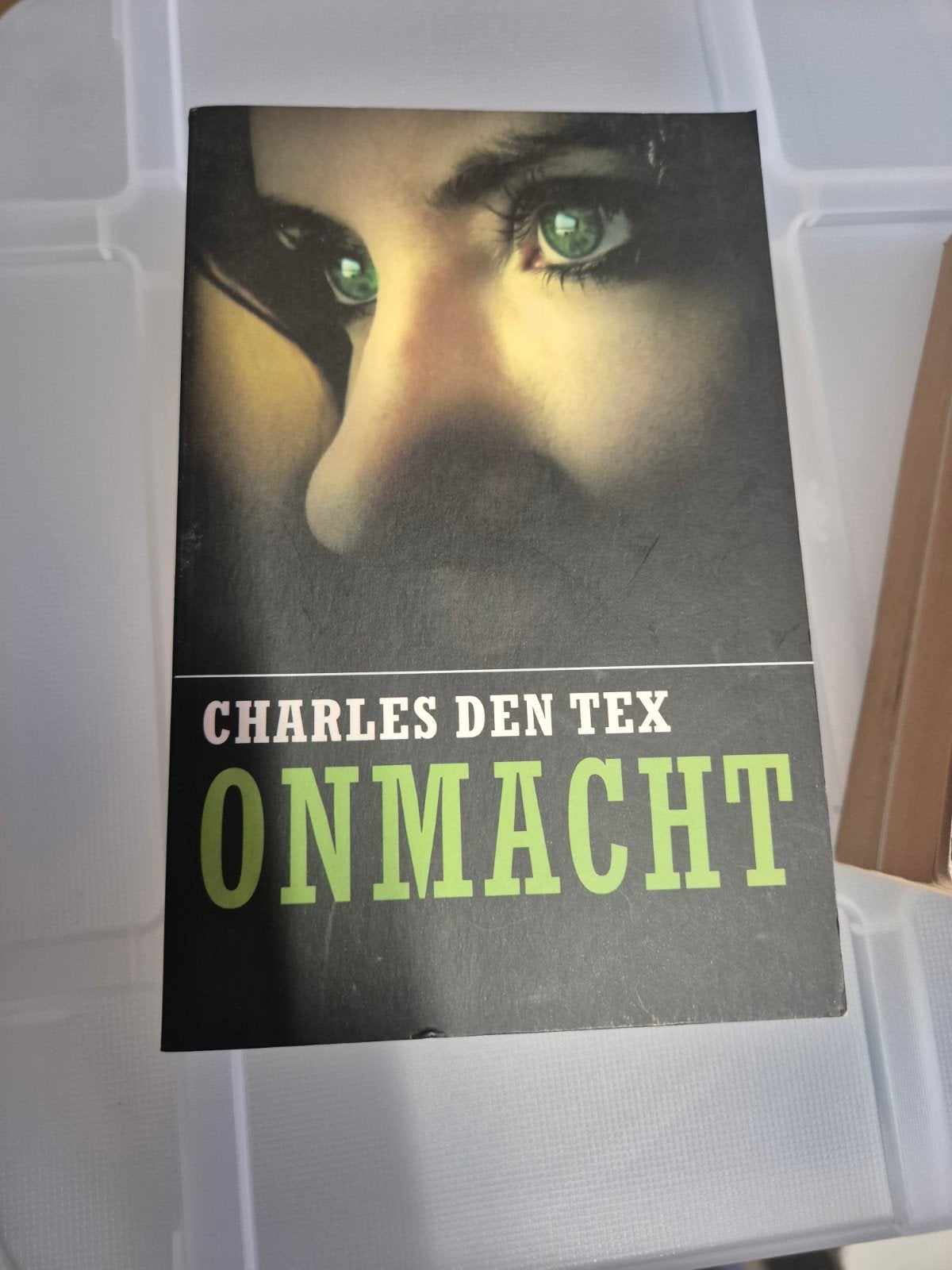 Charles den Tex - Onmacht, Ophalen of Verzenden, Zo goed als nieuw, Charles den Tex