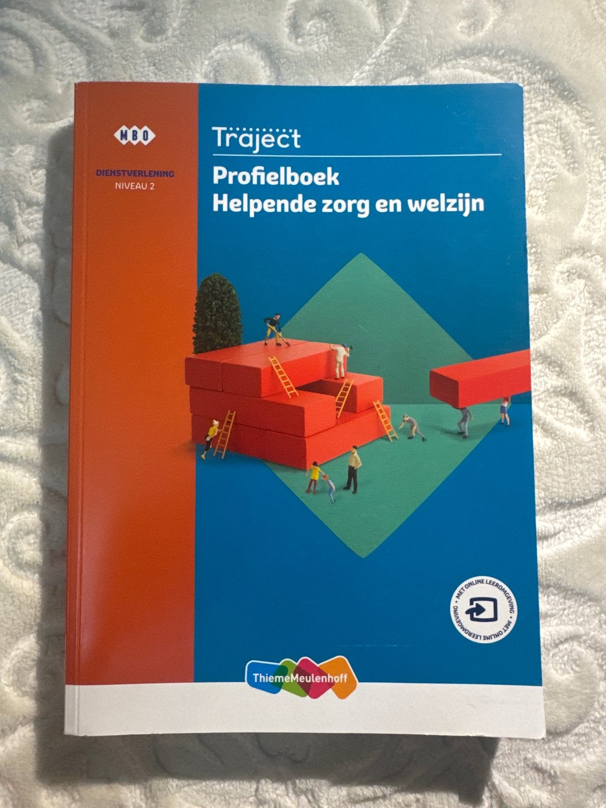 Traject Profielboek Helpende zorg en welzijn Niveau 2, Ophalen of Verzenden, Nieuw, Overige niveaus, Overige vakken