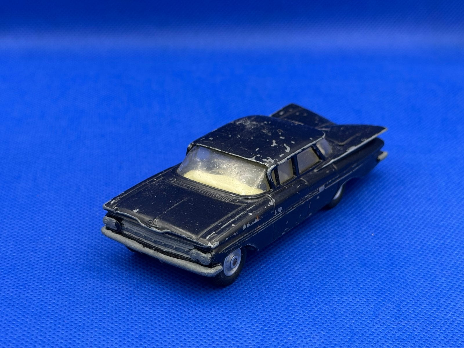 Corgi Chevrolet Impala, Hobby en Vrije tijd, Modelauto's | 1:43, Ophalen of Verzenden, Zo goed als nieuw, Auto, Corgi
