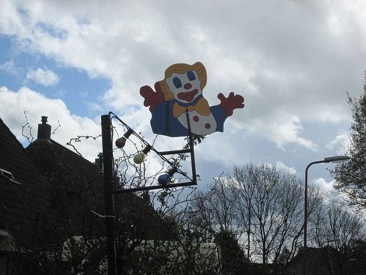 40 x feestpalen / straatversiering clowns te huur, Ophalen, Zo goed als nieuw, Overige