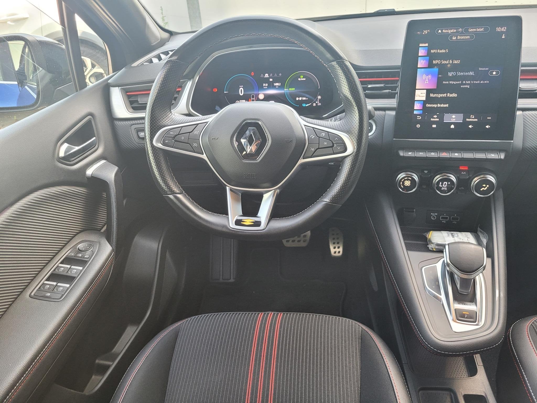 Renault Captur 1.6 E-Tech Plug-in Hybrid 160 R.S. Line | Gro, Auto's, 77 km/l, Gebruikt, 4 cilinders, Met garantie (alle)
