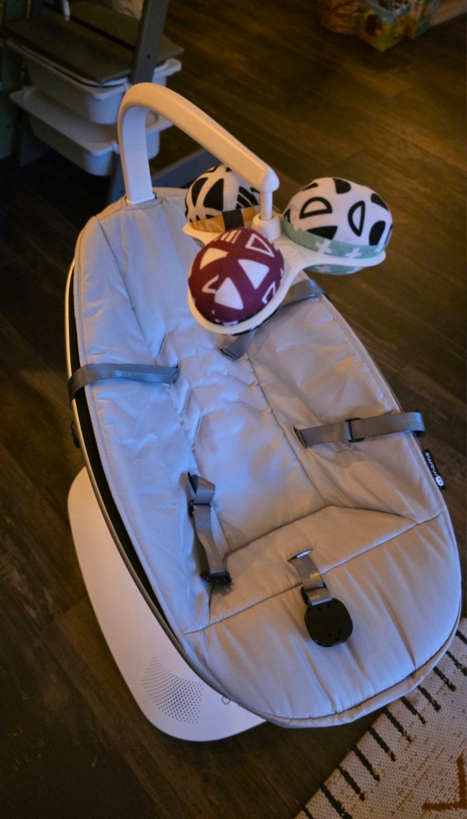 4moms mamaRoo 5 - incl. Ukje hoes, Schommelstoel, Verstelbaar, Zo goed als nieuw, Ophalen