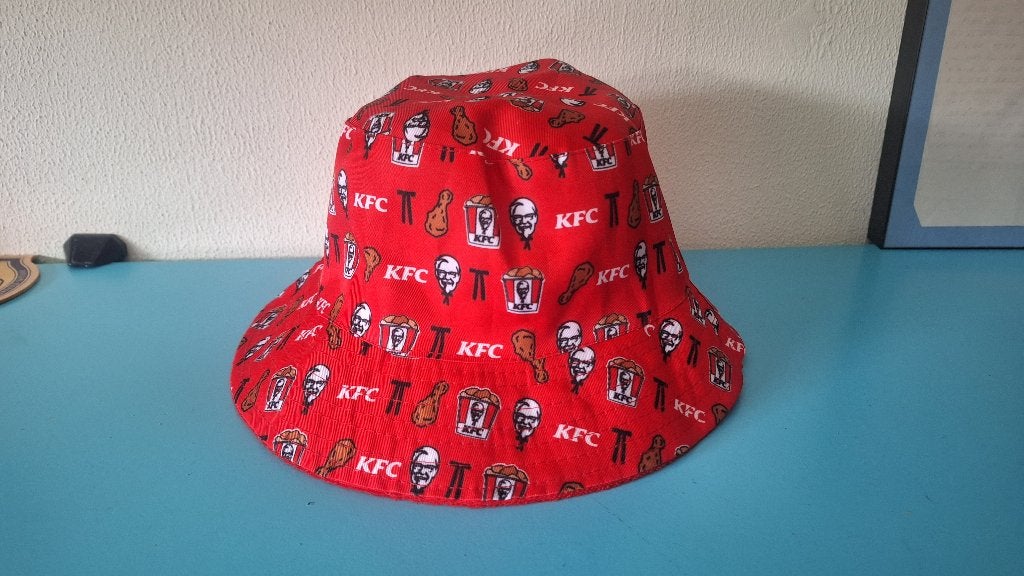 KFC Bucket hat vissershoedje dubbelzijdige hoed, Ophalen, Nieuw, One size fits all, Hoed