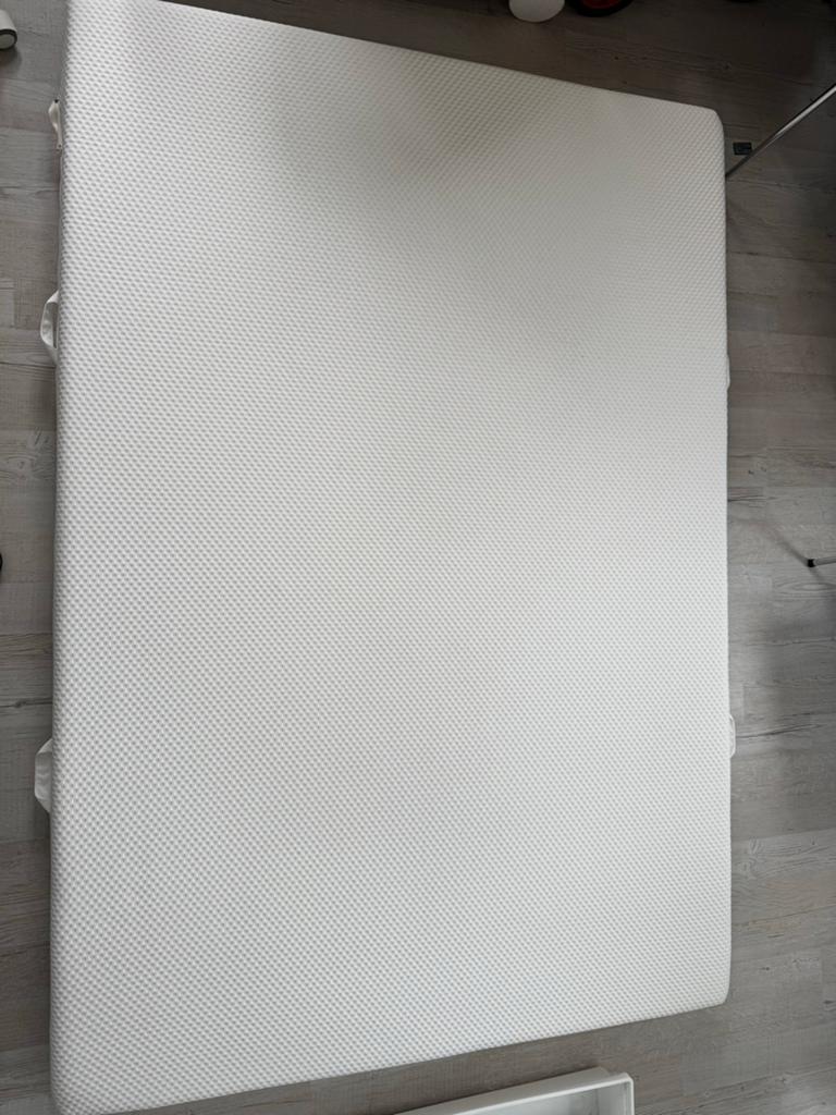 IKEA ÅBYGDA Matras 140x200 cm middelhard - Zo goed als nieuw, Huis en Inrichting, Slaapkamer | Matrassen en Bedbodems, Ophalen