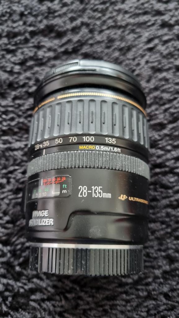 Canon Zoom Lens EF 28-135mm 1:3.5-5.6 IS, Audio, Tv en Foto, Fotografie | Lenzen en Objectieven, Ophalen, Gebruikt, Standaardlens