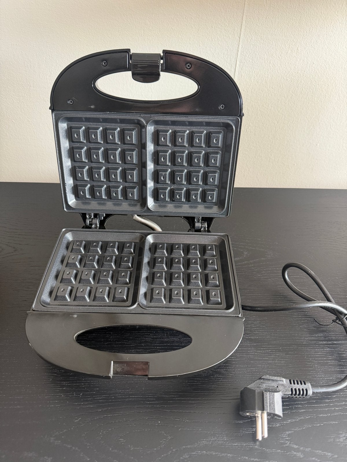 Nieuw wafelijzer - Perfect voor heerlijke wafels!, Ophalen of Verzenden, Nieuw