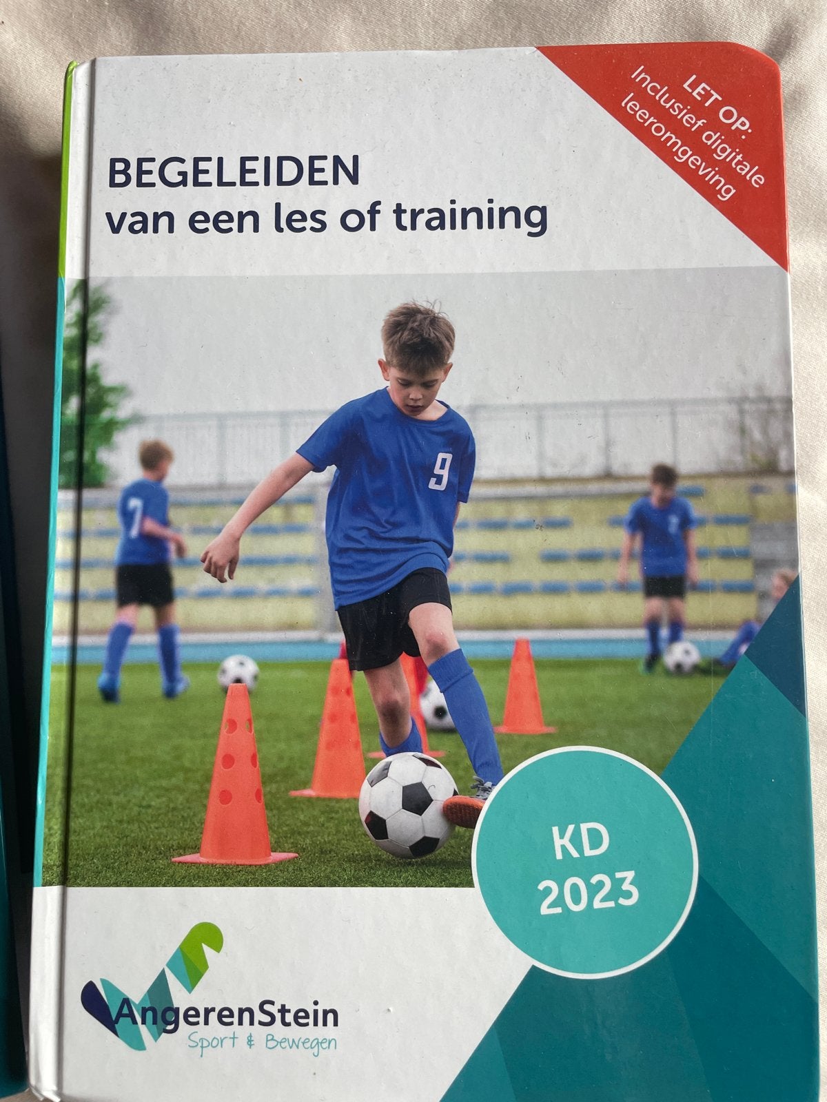 Boeken geschikt voor MBO opleiding  Sport en Bewegen 23366, Ophalen of Verzenden, Gamma, Gelezen, MBO