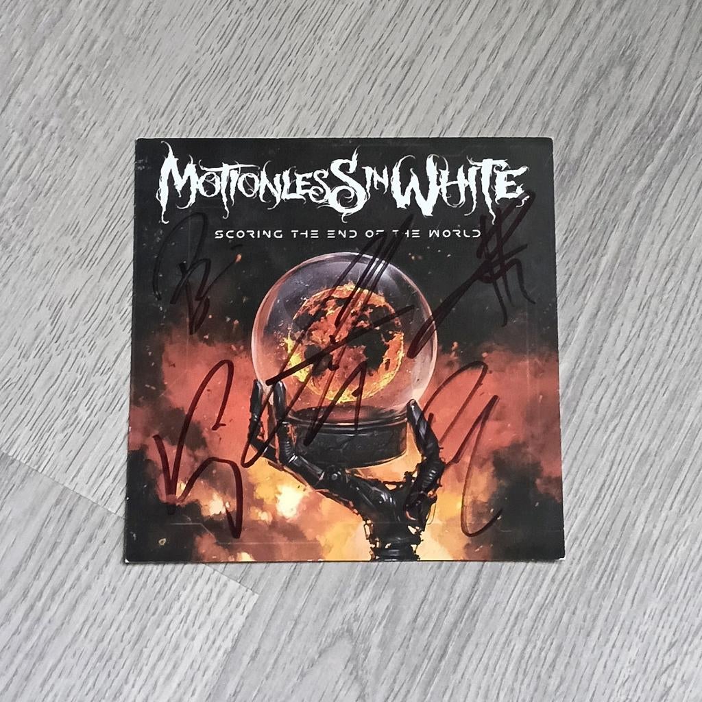Motionless in white signed cd cover, Verzamelen, Ophalen of Verzenden, Zo goed als nieuw