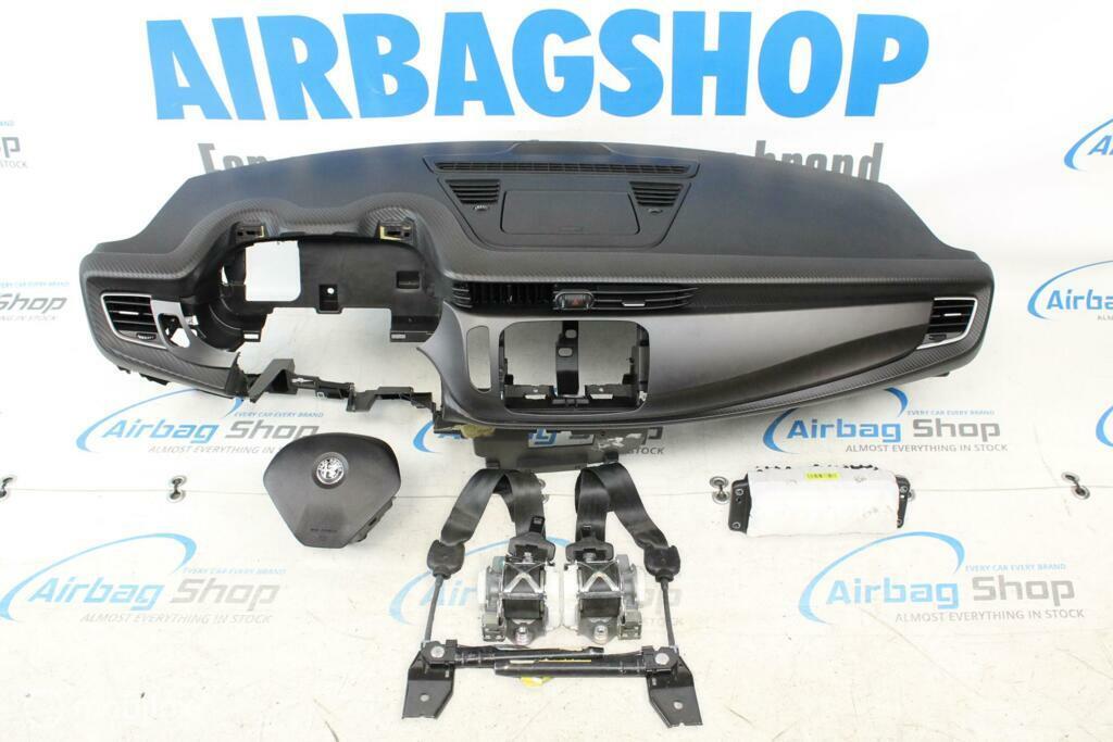 Airbag set Dashboard carbon Alfa Romeo Giulietta facelift, Gebruikt, Ophalen of Verzenden