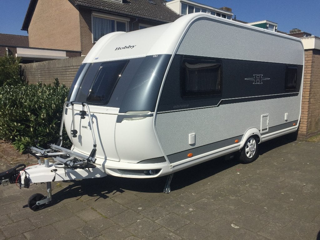 Hobby 460 DL  ON TOUR 2019, Caravans en Kamperen, Caravans, Standaardzit, 2 aparte bedden, Hobby, Luifel