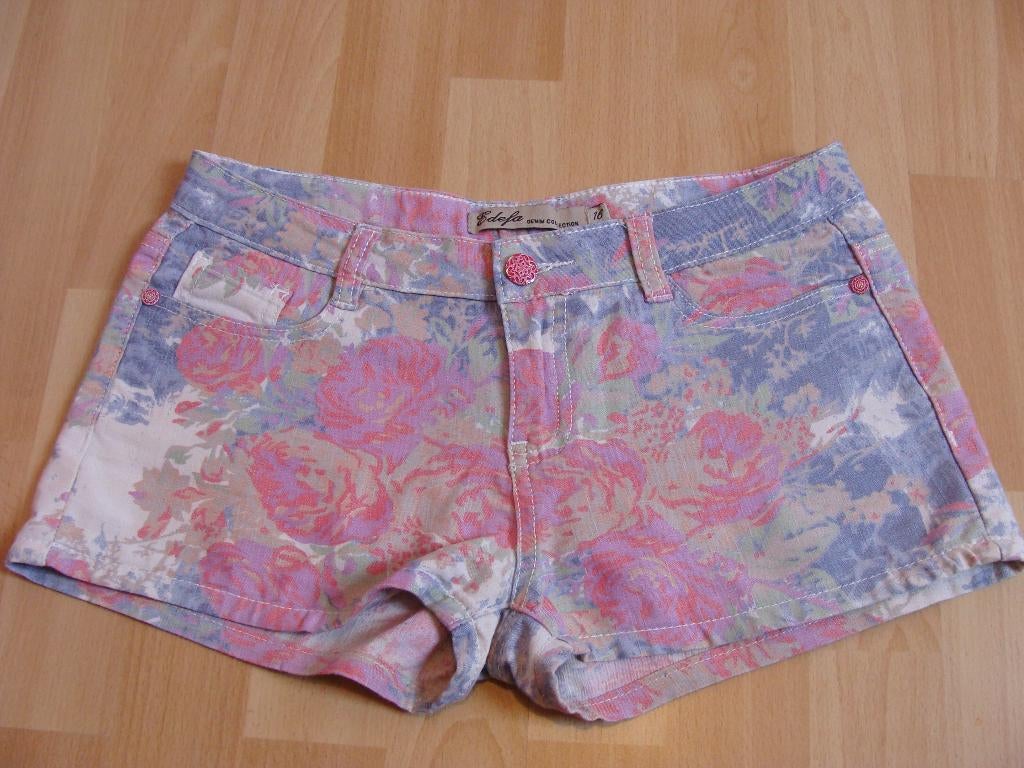 Roze/paars/blauwe hotpants *Edefa*, Broek, Meisje, Ophalen of Verzenden, Zo goed als nieuw