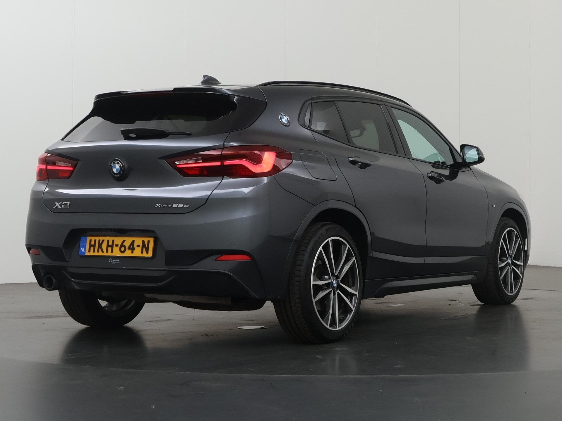 BMW X2 xDrive25e High Executive | M-Pakket | Panoramadak | S, Auto's, BMW, Automaat, Dealer onderhouden, X2, Gebruikt