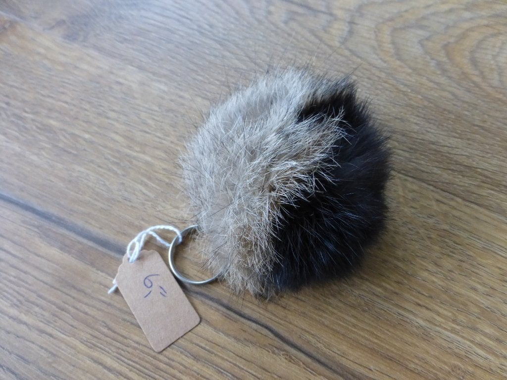 Konijnen vacht bolletje sleutelhanger, Ophalen, Nieuw, Opgezet dier