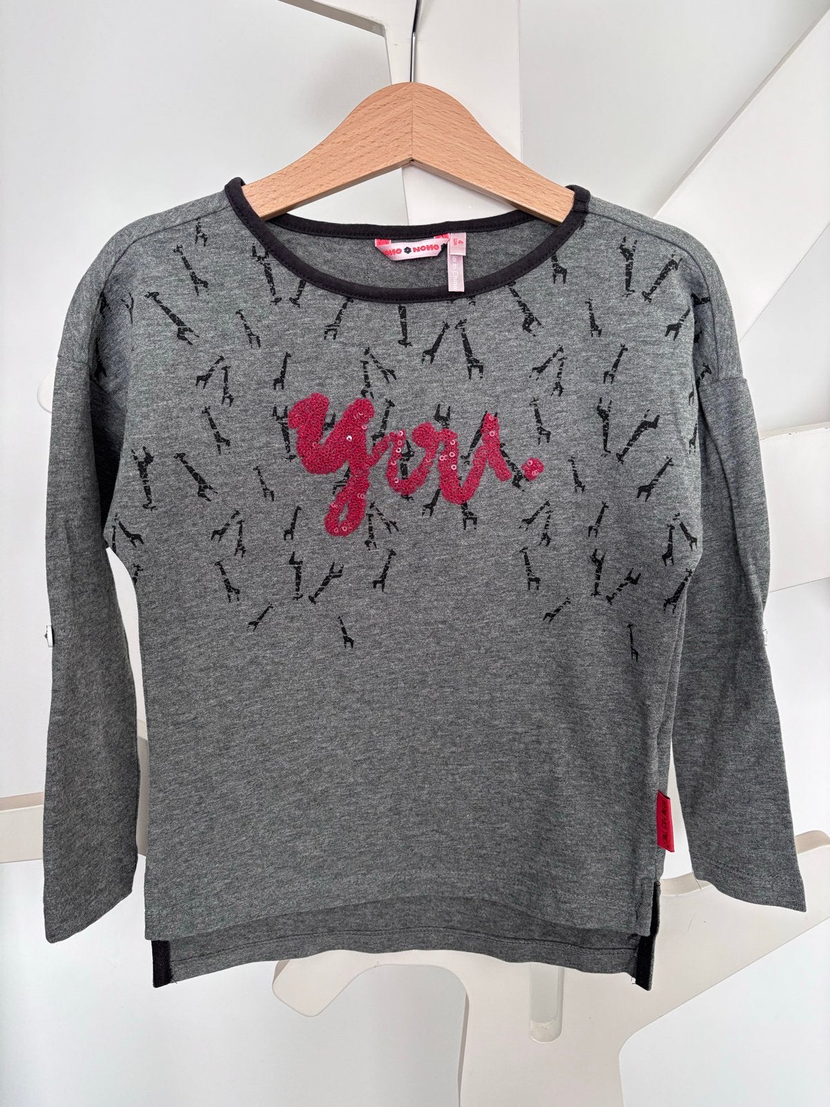 Nono longsleeve grijs met giraffen en pailletten maat 104, Ophalen of Verzenden, Zo goed als nieuw, Meisje, Shirt of Longsleeve