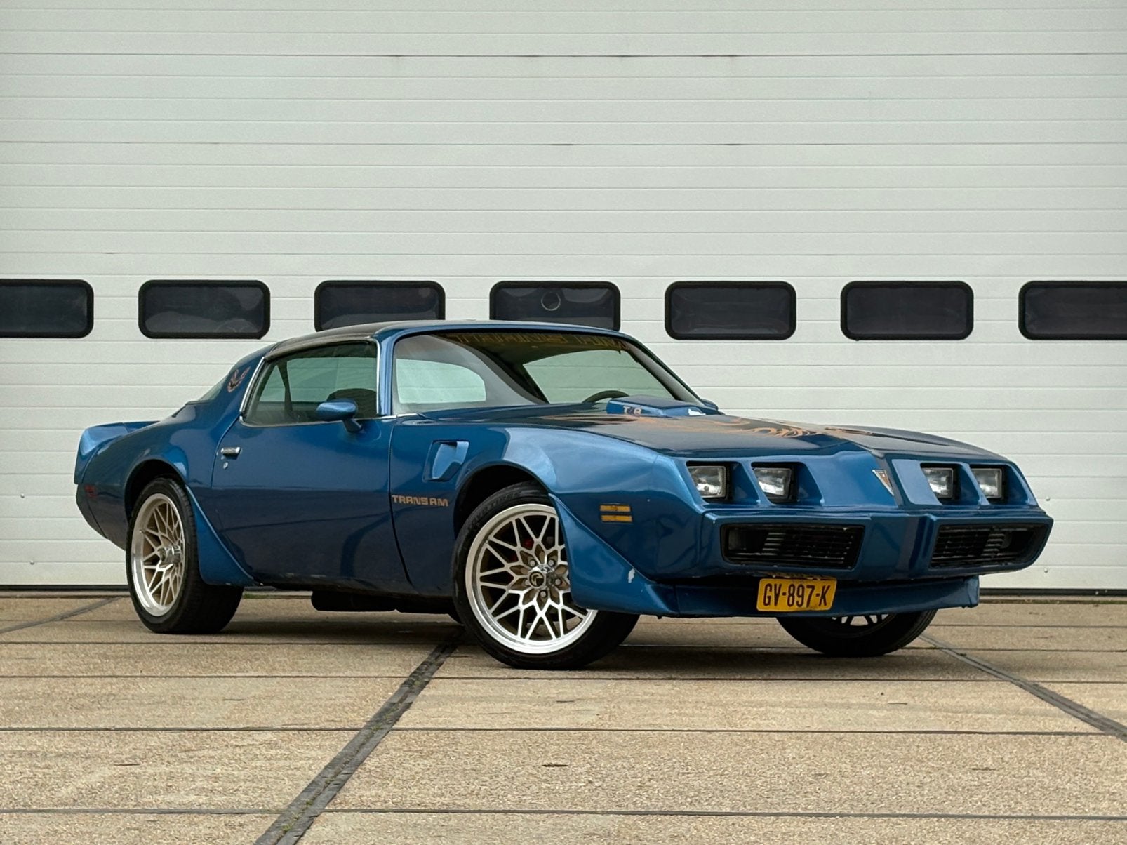 Pontiac Trans Am | 406 Cui / 400 PK | 1981 | NWE Apk |, Auto's, Pontiac, Bedrijf, Firebird, LPG, Coupé, Automaat, Blauw, Zwart