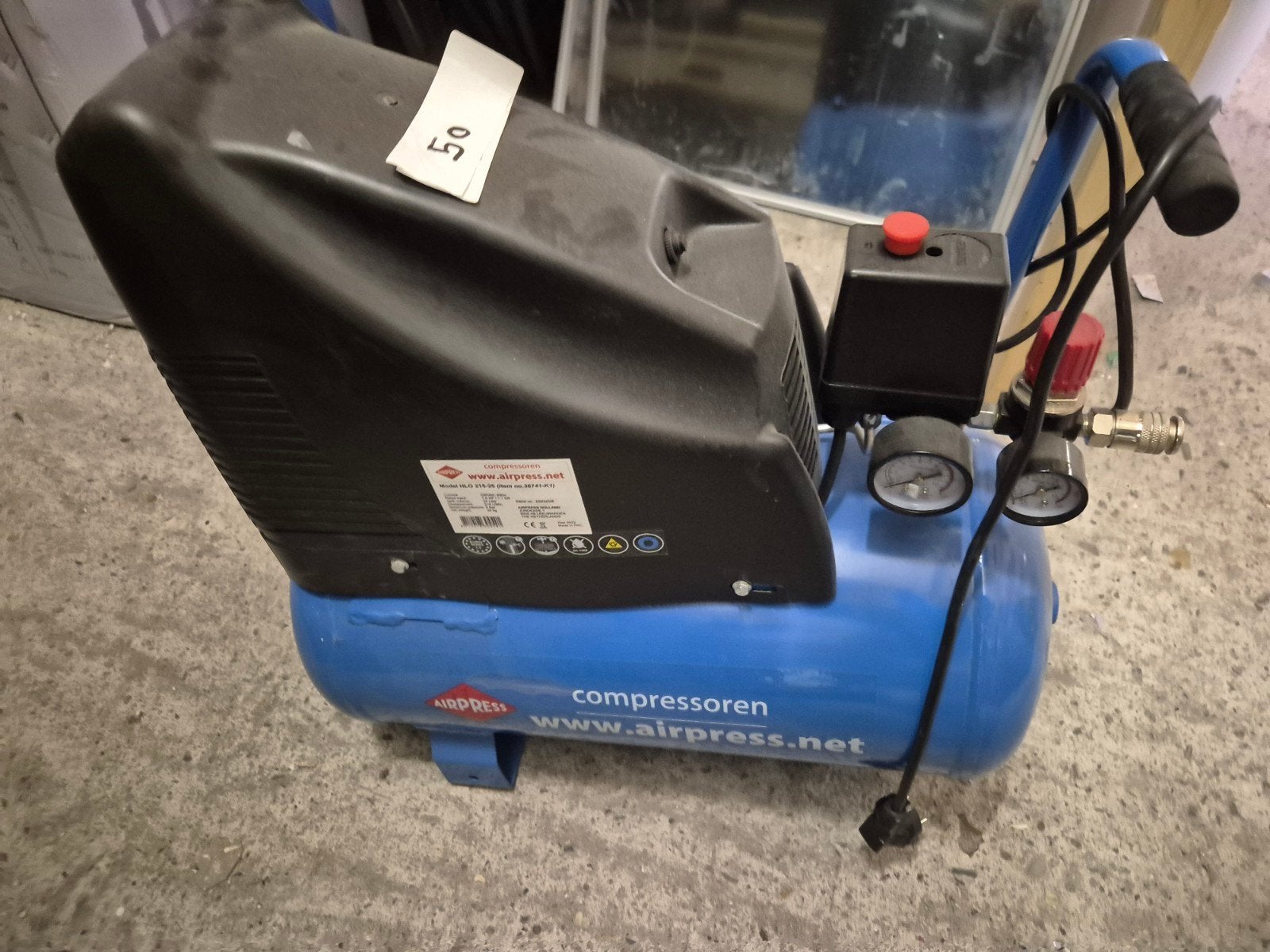 Nieuwe compressor weg is weg nu 50 euro, Minder dan 25 liter, Ophalen, Minder dan 200 liter/min