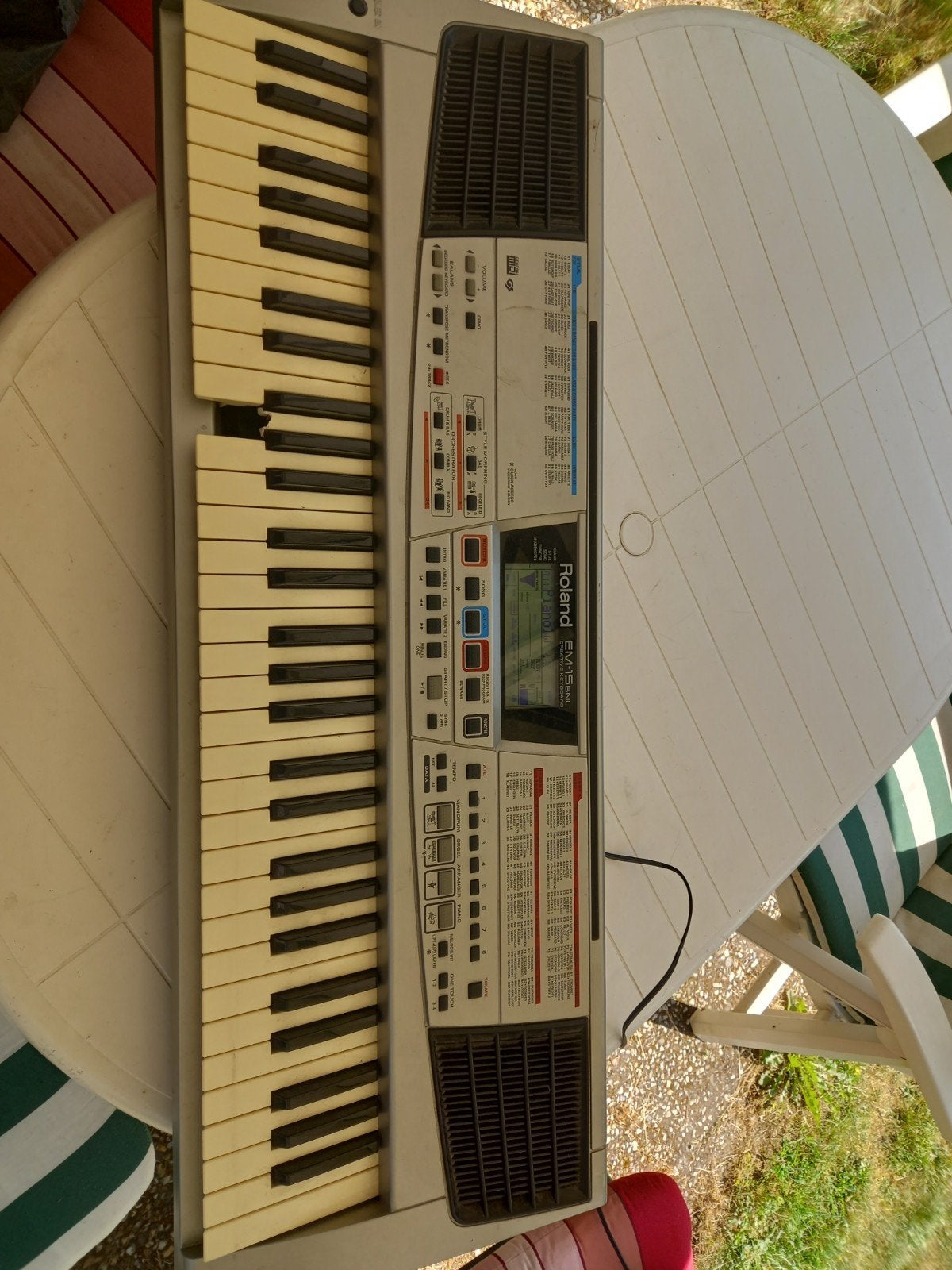Roland EM-15BNL Creative Keyboard Orgel - Defecte Toets, Muziek en Instrumenten, Roland, Midi-aansluiting, Ophalen of Verzenden