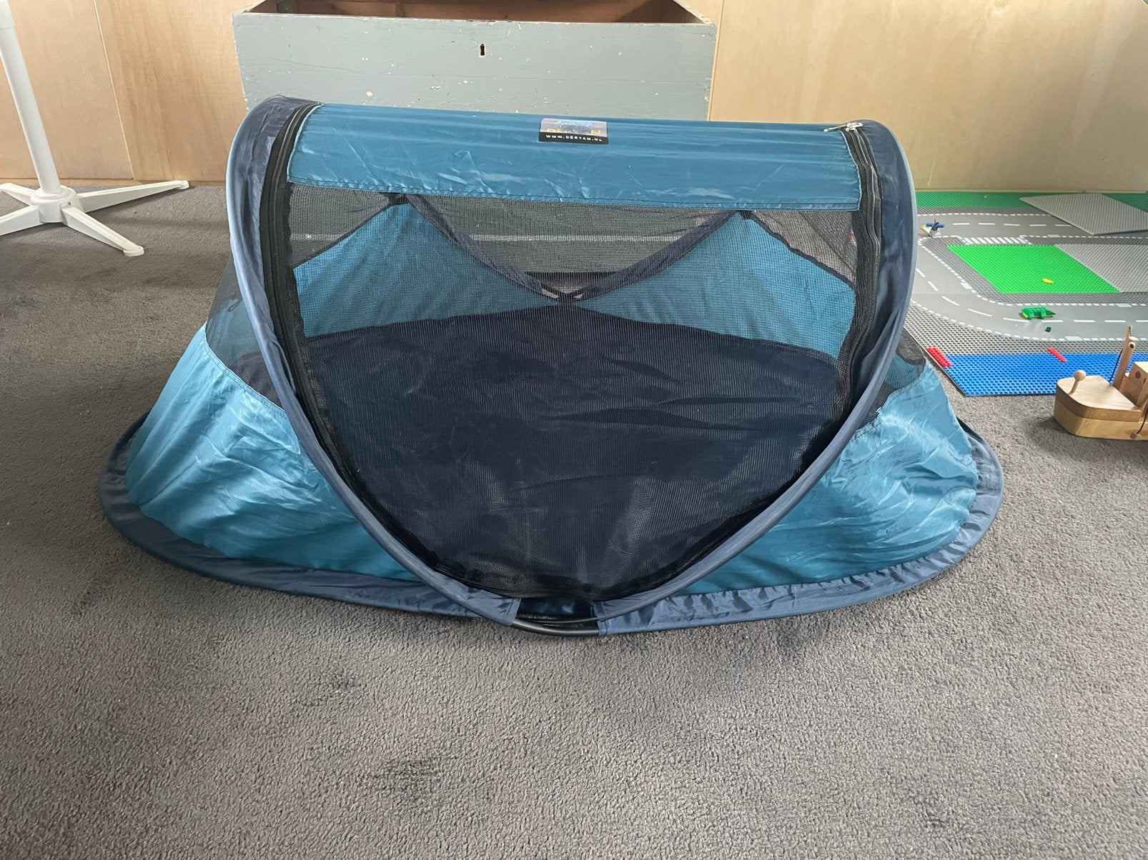 Deryan Reisbedje met matras, deken en opbergtas - ZGAN, Ophalen of Verzenden, Zo goed als nieuw, Reisbedje