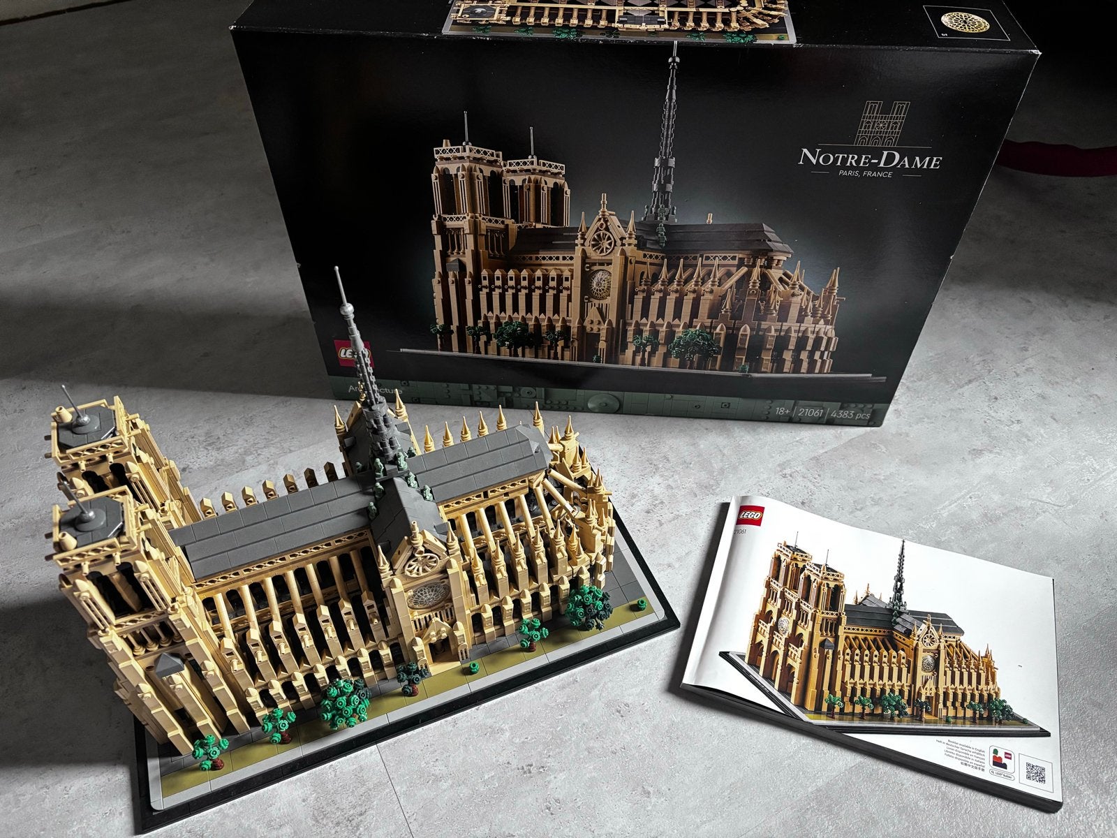 LEGO Architecture Notre-Dame de Paris (21061), Ophalen, Zo goed als nieuw, Overige merken