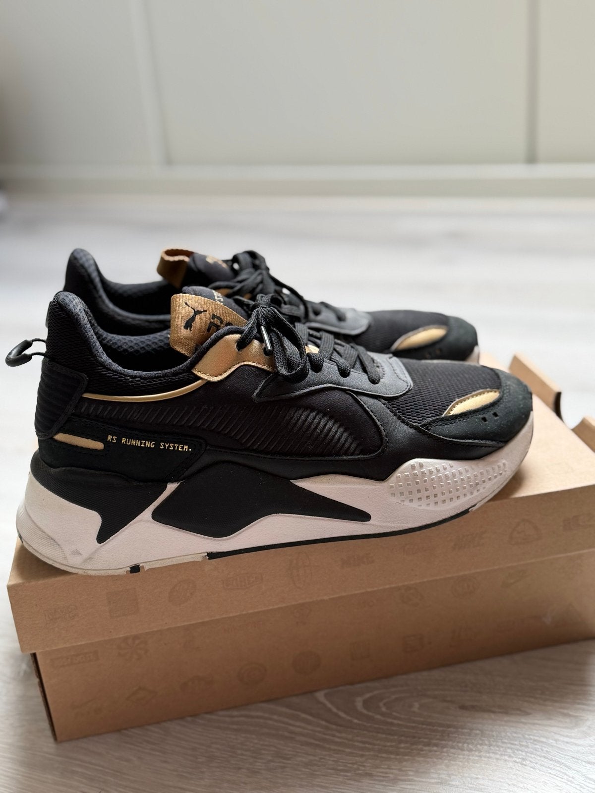 Puma RS-X Running System sneakers zwart/goud, Verzenden, Zo goed als nieuw, Zwart, Sneakers of Gympen