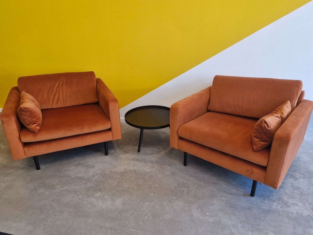 2x fauteuil + bijzettafel ( wachtkamer set / of voor thuis ), VST, 75 tot 100 cm, Ophalen of Verzenden, Zo goed als nieuw